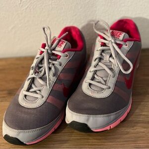 Nike Women’s Air Total Core TR – Size 8.5 – Gray Running Shoes